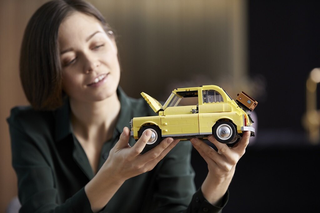 10271 LEGO® Creator Expert Fiat 500 цена и информация | Konstruktoriai ir kaladėlės | pigu.lt