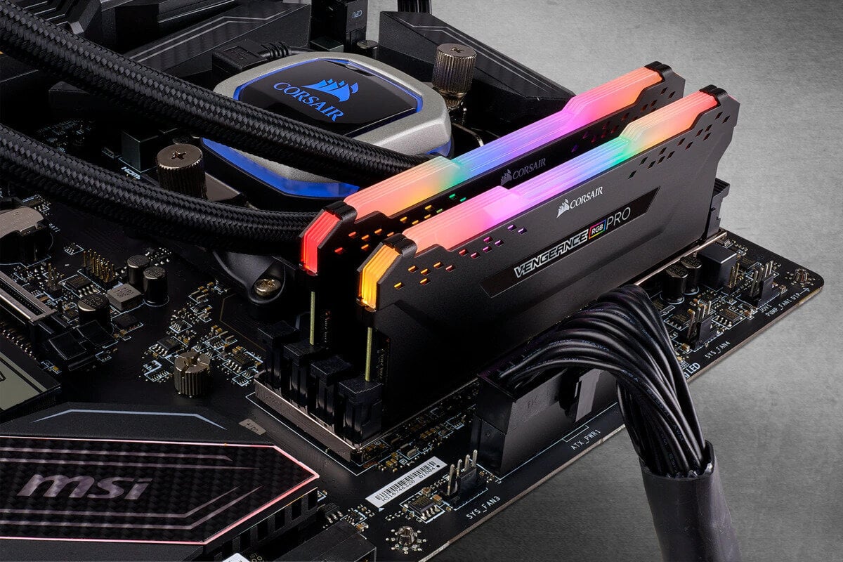 Corsair Vengeance RGB Pro kaina ir informacija | Operatyvioji atmintis (RAM) | pigu.lt