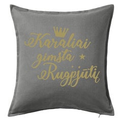 Dekoratyvinė pagalvėlė „Karaliai gimsta rugpjūtį“, pilka. kaina ir informacija | Originalios pagalvės, užvalkalai | pigu.lt