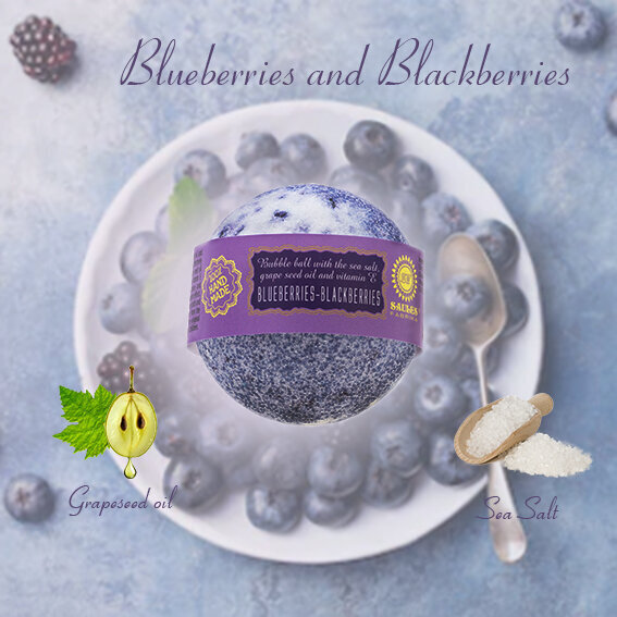 Dovanų rinkinys (kūno jogurtas 200g + druskos kūno šveitiklis 300g + dušo želė 200ml + vonios kamuolys 145g) BLUEBERRIES- BLACKBERRIES Saules Fabrika kaina ir informacija | Kūno šveitikliai | pigu.lt