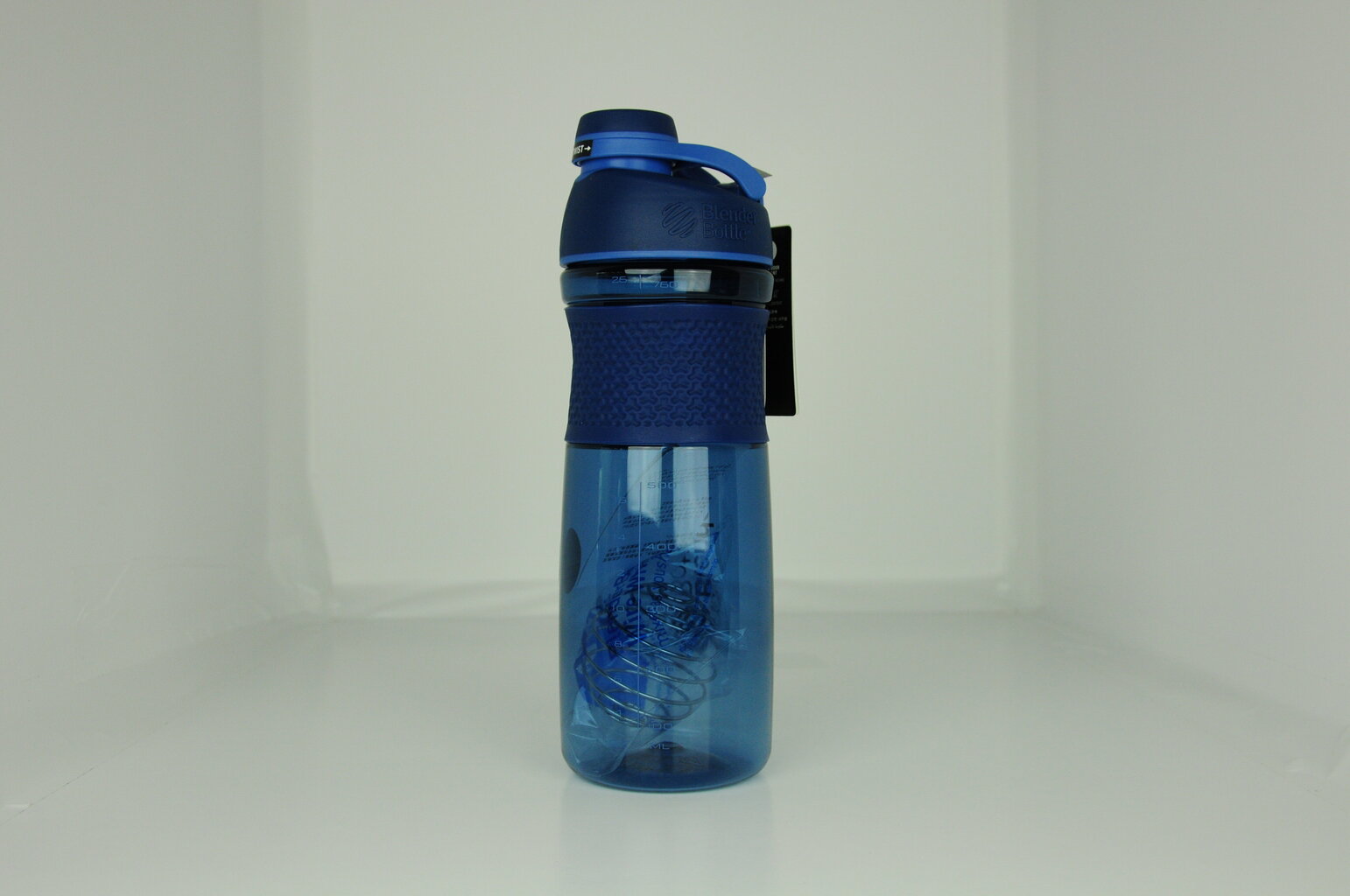 Plaktuvė BlenderBottle Sportmixer twist 820 ml. tamsiai-mėlyna цена и информация | Gertuvės | pigu.lt