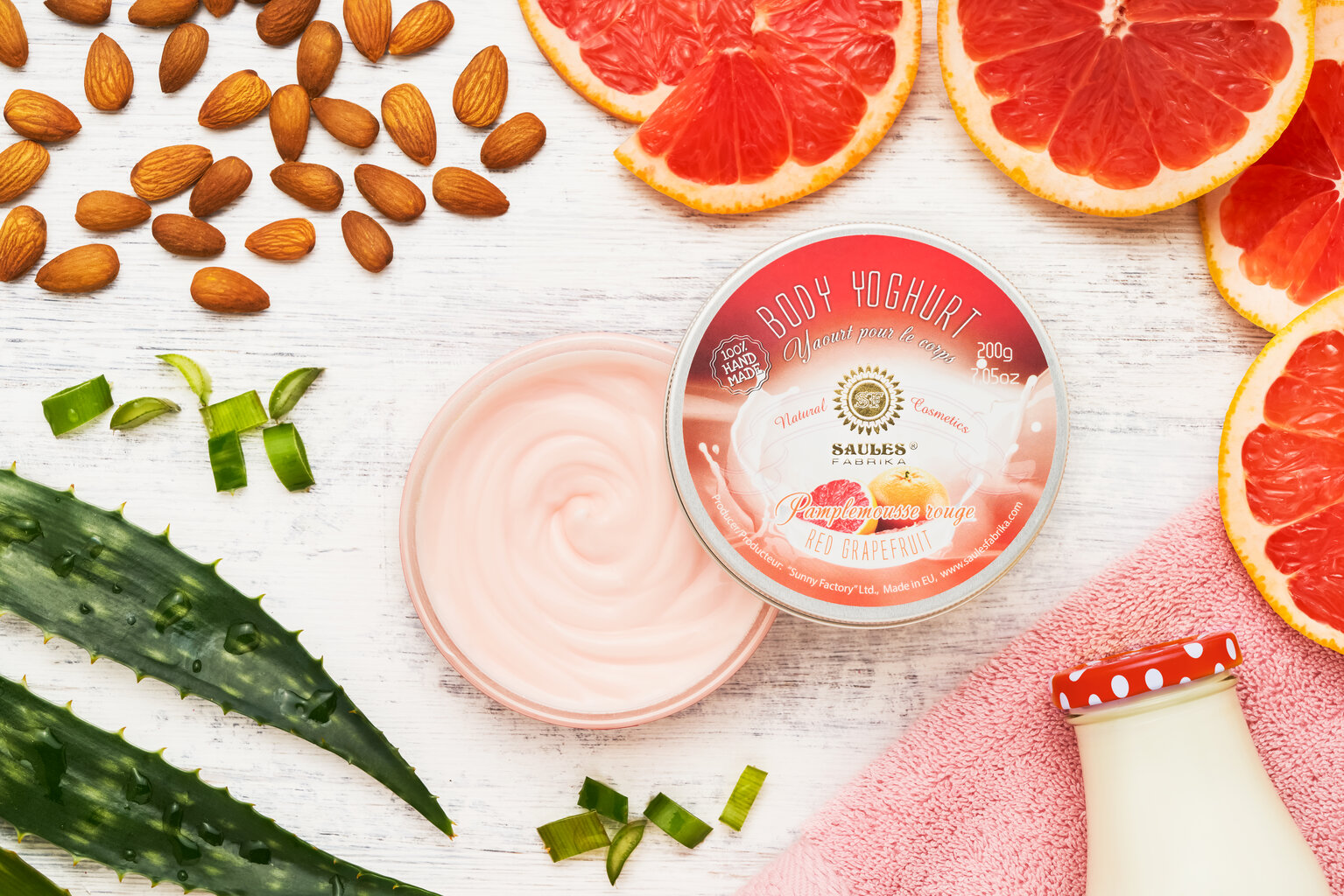 Drėkinamasis kūno jogurtas GRAPEFRUIT Saules Fabrika 200 g цена и информация | Kūno kremai, losjonai | pigu.lt