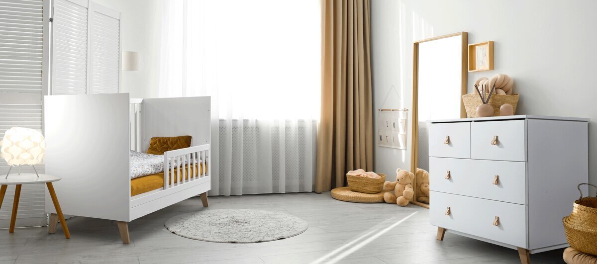 Kūdikio lovytė Noah,120x60 cm, balta kaina ir informacija | Kūdikių lovytės | pigu.lt
