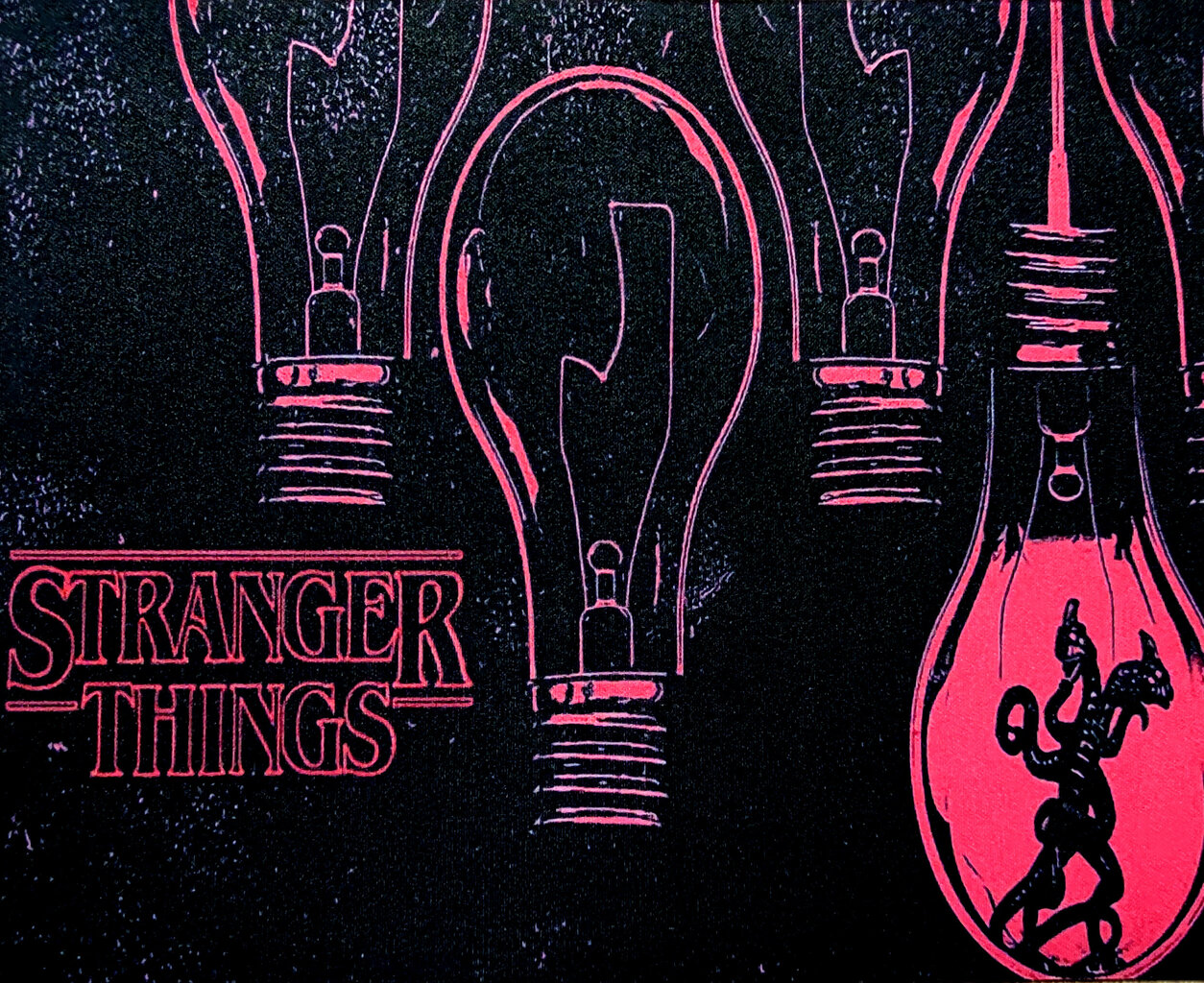 Stranger Things, juoda/raudona kaina ir informacija | Pelės | pigu.lt