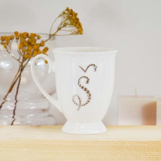Porcelianinis puodelis raidė "Š" цена и информация | Originalūs puodeliai | pigu.lt
