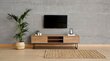 TV staliukas Laxus 180, rudas/juodas kaina ir informacija | TV staliukai | pigu.lt