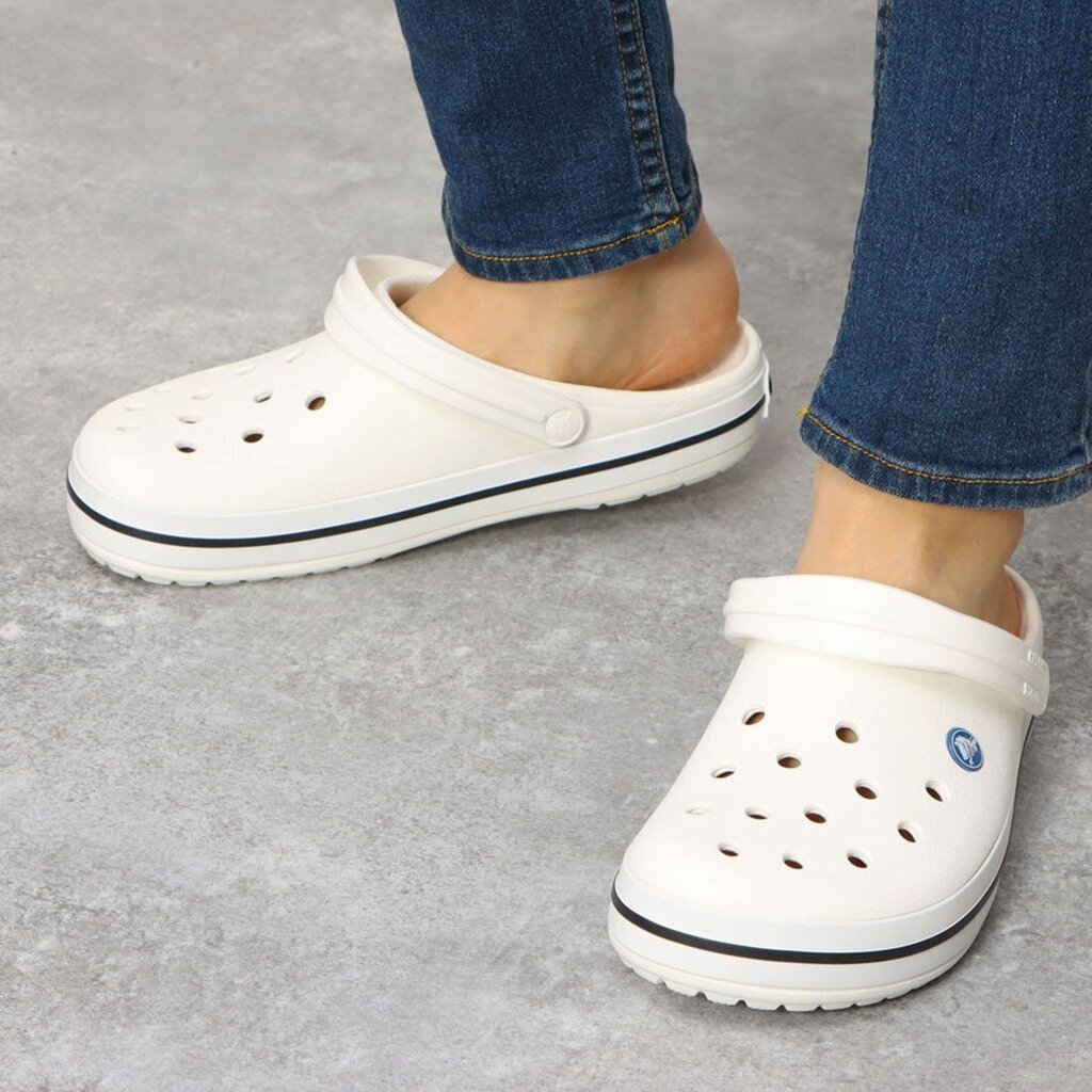 Crocs™ moteriški batai Crocband, balti цена и информация | Šlepetės moterims | pigu.lt