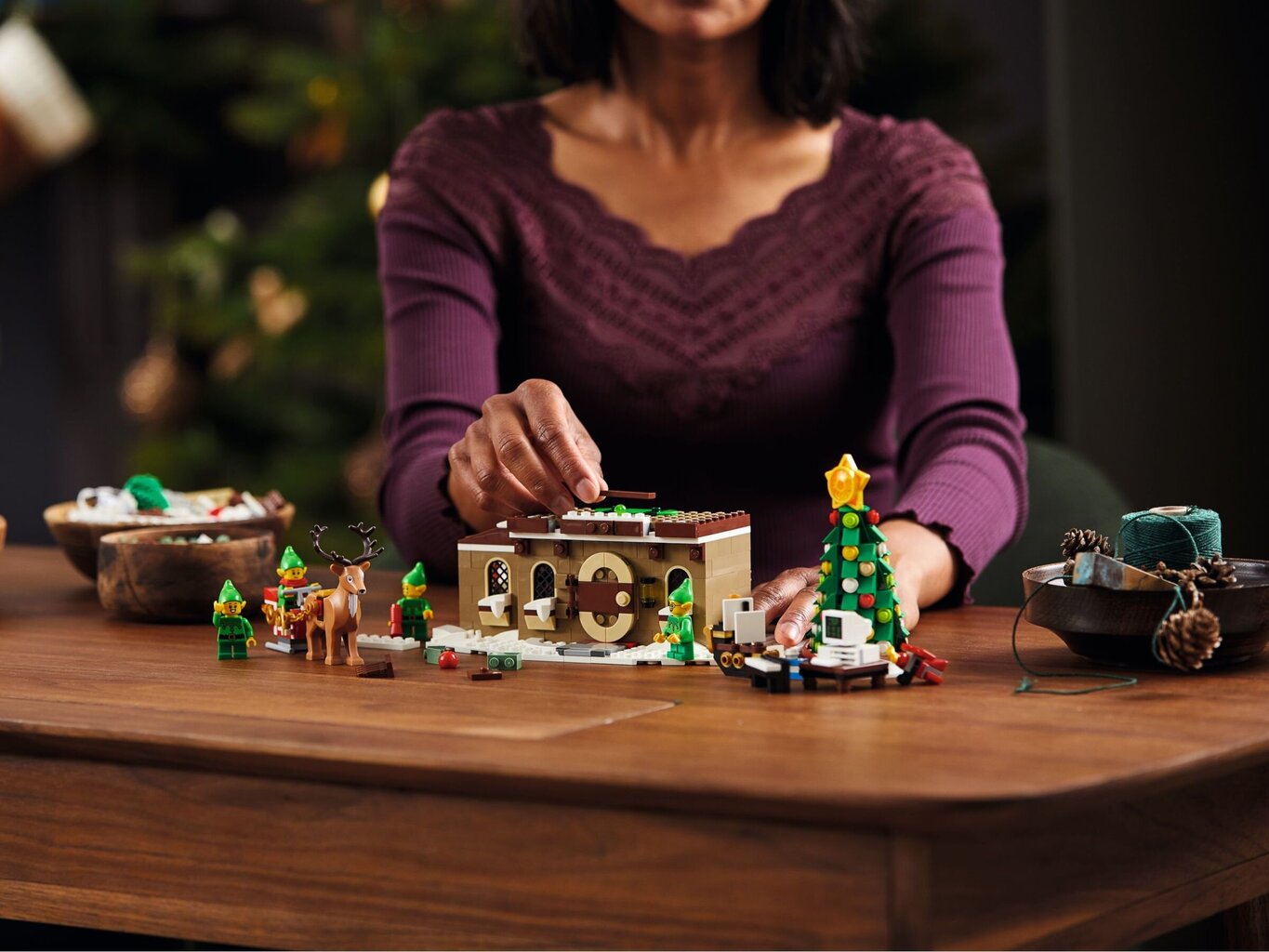 10275 LEGO® Creator Expert Elfų klubo namelis цена и информация | Konstruktoriai ir kaladėlės | pigu.lt