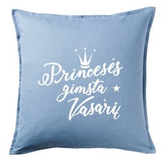 Originali pagalvėlė „Princesės gimsta vasarį“, žydra. kaina ir informacija | Dekoratyvinės pagalvėlės ir užvalkalai | pigu.lt
