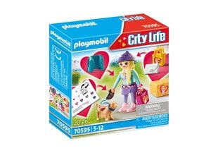 70595 PLAYMOBIL® City Life Fašionista su šuneliu kaina ir informacija | Konstruktoriai ir kaladėlės | pigu.lt