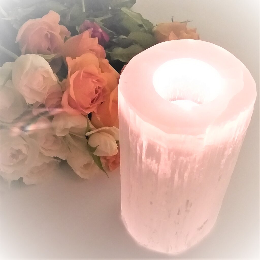 Žvakidė iš selenito kristalo Awgifts, 1,6 kg kaina ir informacija | Žvakės, Žvakidės | pigu.lt
