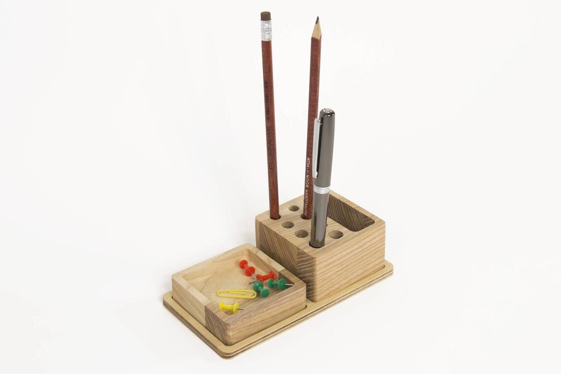 Stalo pieštukinė, medinė kaina ir informacija | Kitos originalios dovanos | pigu.lt