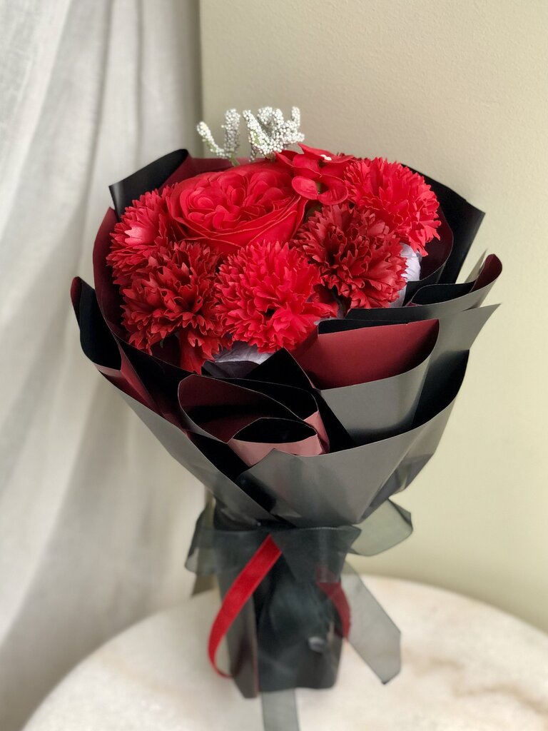 Muilo gėlių puokštė, raudona 29cm x 17cm kaina ir informacija | Muilai | pigu.lt