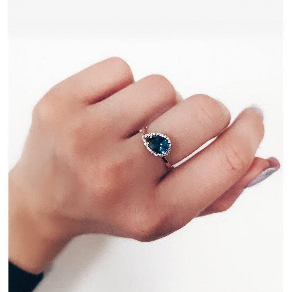 Auksinis žiedas su mėlynuoju Londono topazu ir cirkoniais kaina ir informacija | Žiedai | pigu.lt