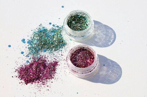 Блеск для лица G Beauty Glitter Lab Jadestone & Amethyst, 2 шт. цена и информация | Тушь, средства для роста ресниц, тени для век, карандаши для глаз | pigu.lt
