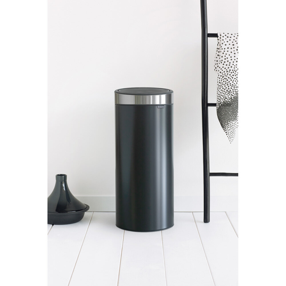 Brabantia šiukšliadėžė Touch Bin, 30 l, juoda/pilka kaina ir informacija | Šiukšliadėžės | pigu.lt