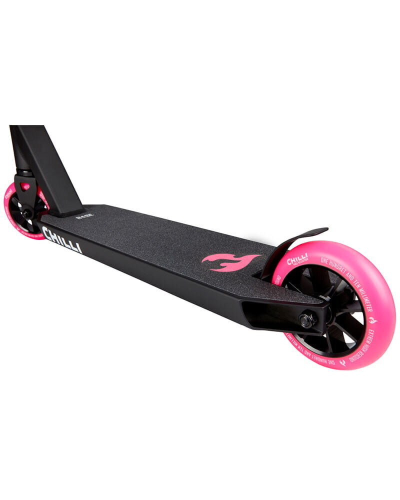 Paspirtukas Chilli Pro Base Black/pink kaina ir informacija | Paspirtukai | pigu.lt