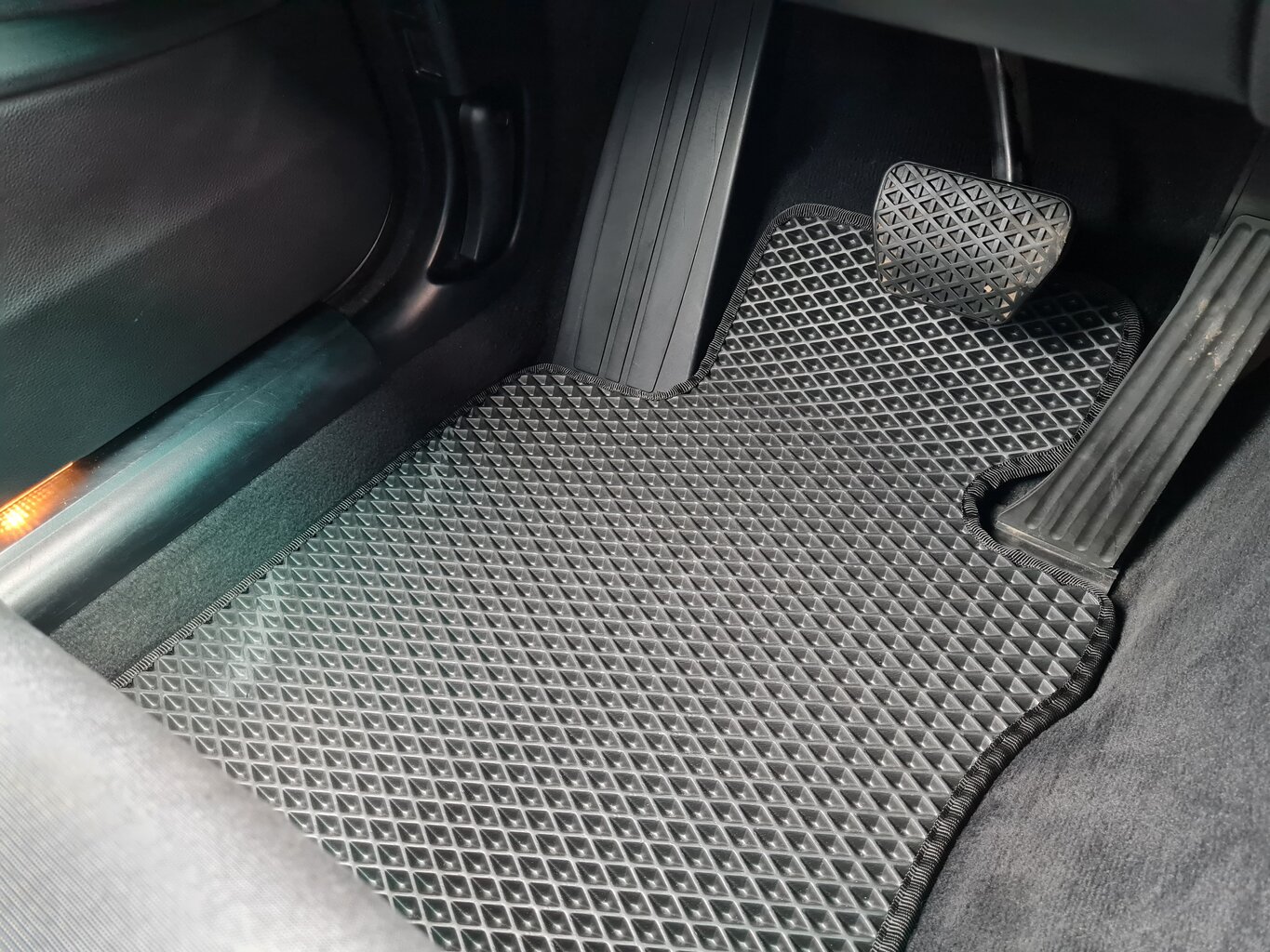 Guminiai polimeriniai kilimėliai EVA SGL BMW X5 F15 2013-2018 kaina ir informacija | Modeliniai guminiai kilimėliai | pigu.lt