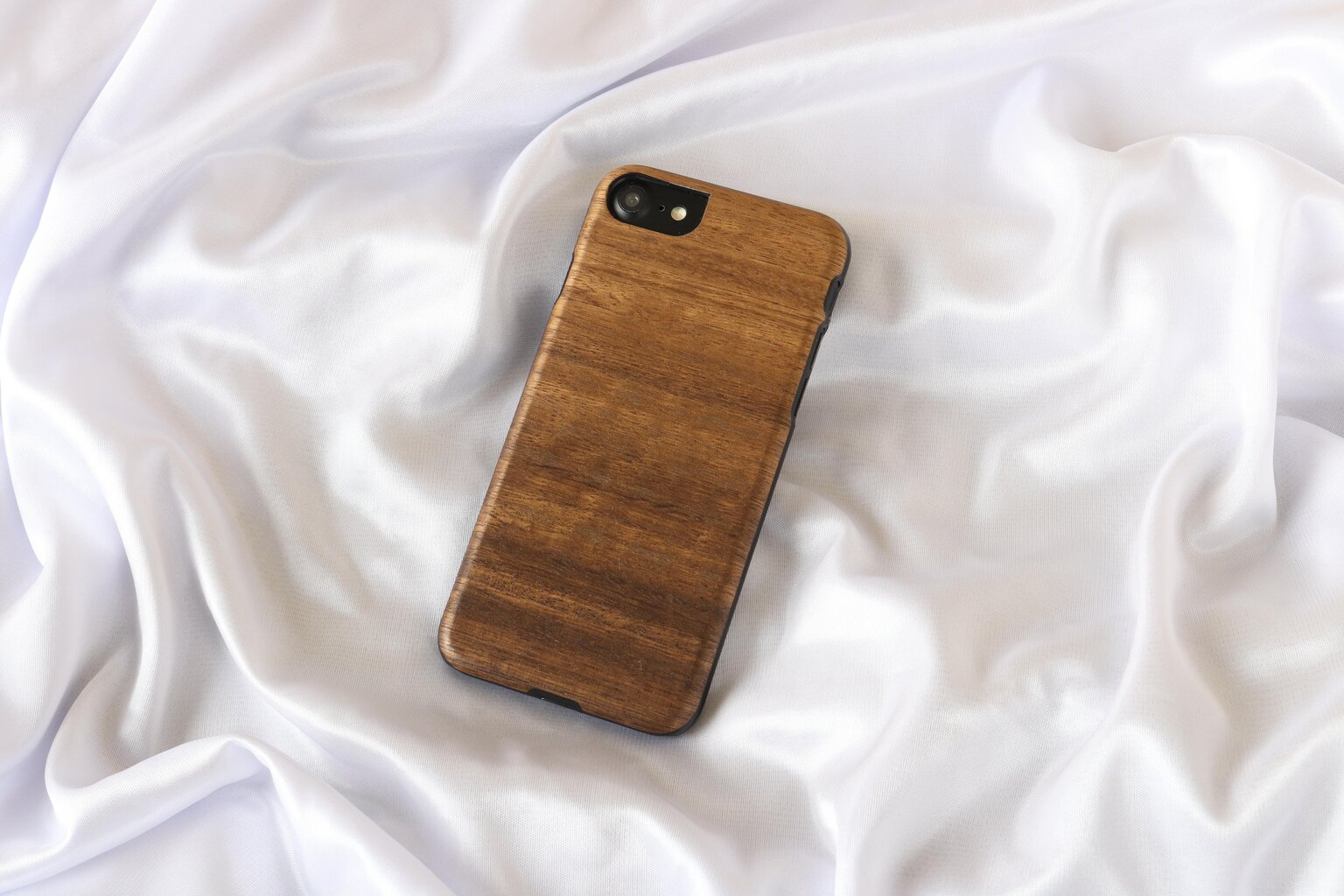 Man&Wood 1000000409 skirtas iPhone 7/8/SE kaina ir informacija | Telefono dėklai | pigu.lt