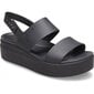 Crocs™ moteriškos basutės Brooklyn Low Wedge Womens, juodos kaina ir informacija | Basutės moterims | pigu.lt