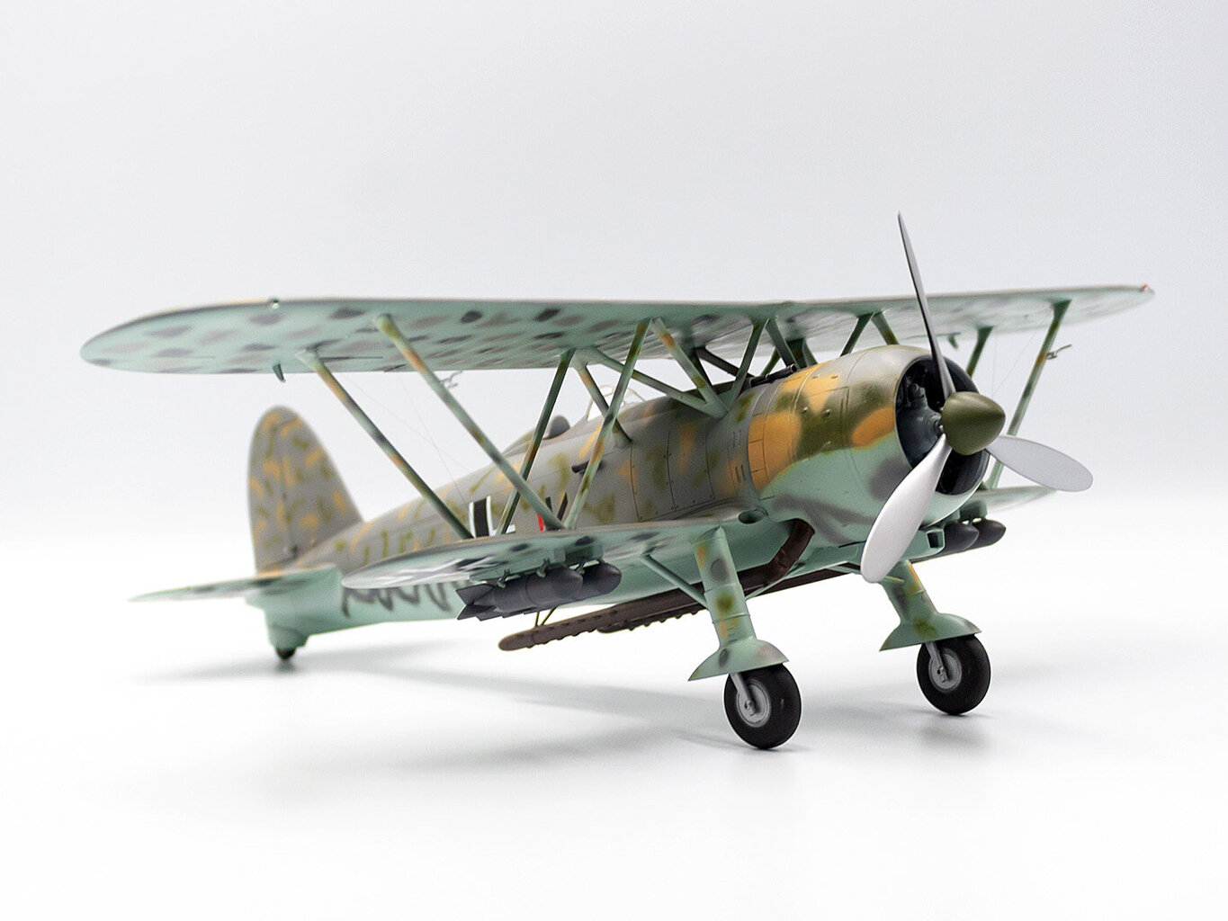 Klijuojamas Modelis ICM 32022 CR. 42 LW with German Pilots 1/32 цена и информация | Klijuojami modeliai | pigu.lt