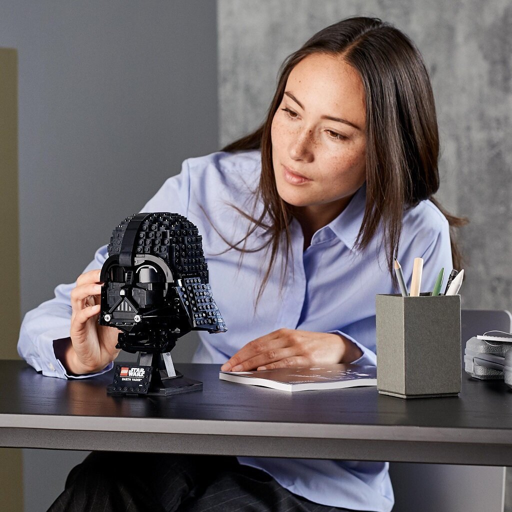 75304 LEGO® Star Wars Darth Vader šalmas цена и информация | Konstruktoriai ir kaladėlės | pigu.lt