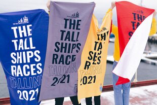 Пляжное полотенце красного цвета из микрофибры The Tall Ships Races 2021 цена и информация | Полотенца | pigu.lt