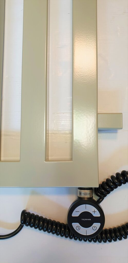 Elektrinis radiatorius tvirtinamas šonu prie sienos ir prie grindų Terma Angus DW 1430/480 600W цена и информация | Gyvatukai, vonios radiatoriai | pigu.lt