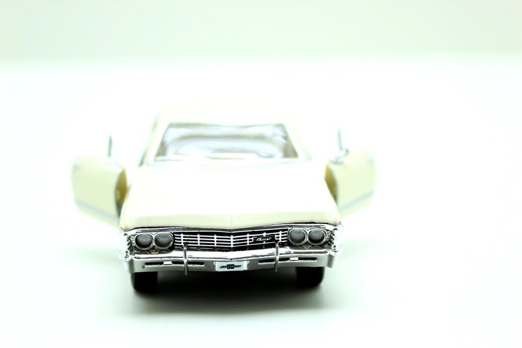 Automodelis Kinsmart 1967 Chevrolet Impala kaina ir informacija | Žaislai berniukams | pigu.lt