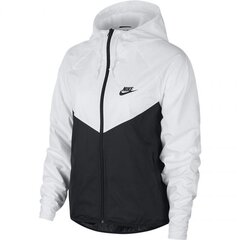 Nike Женские куртки