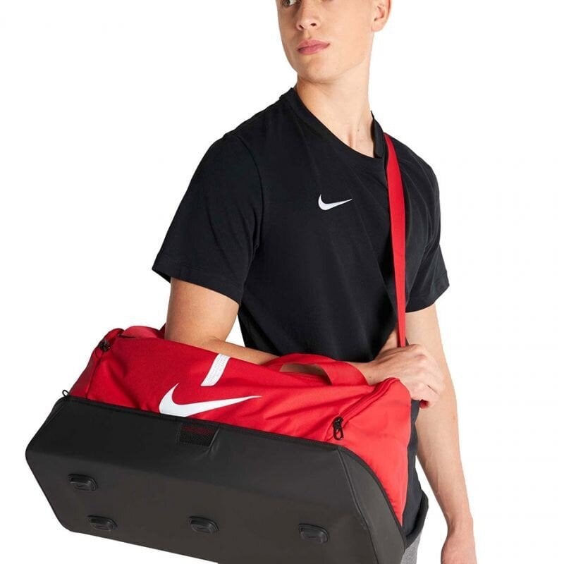 Nike Academy Team M Hardcase krepšys CU8096 657, raudonas цена и информация | Kuprinės ir krepšiai | pigu.lt