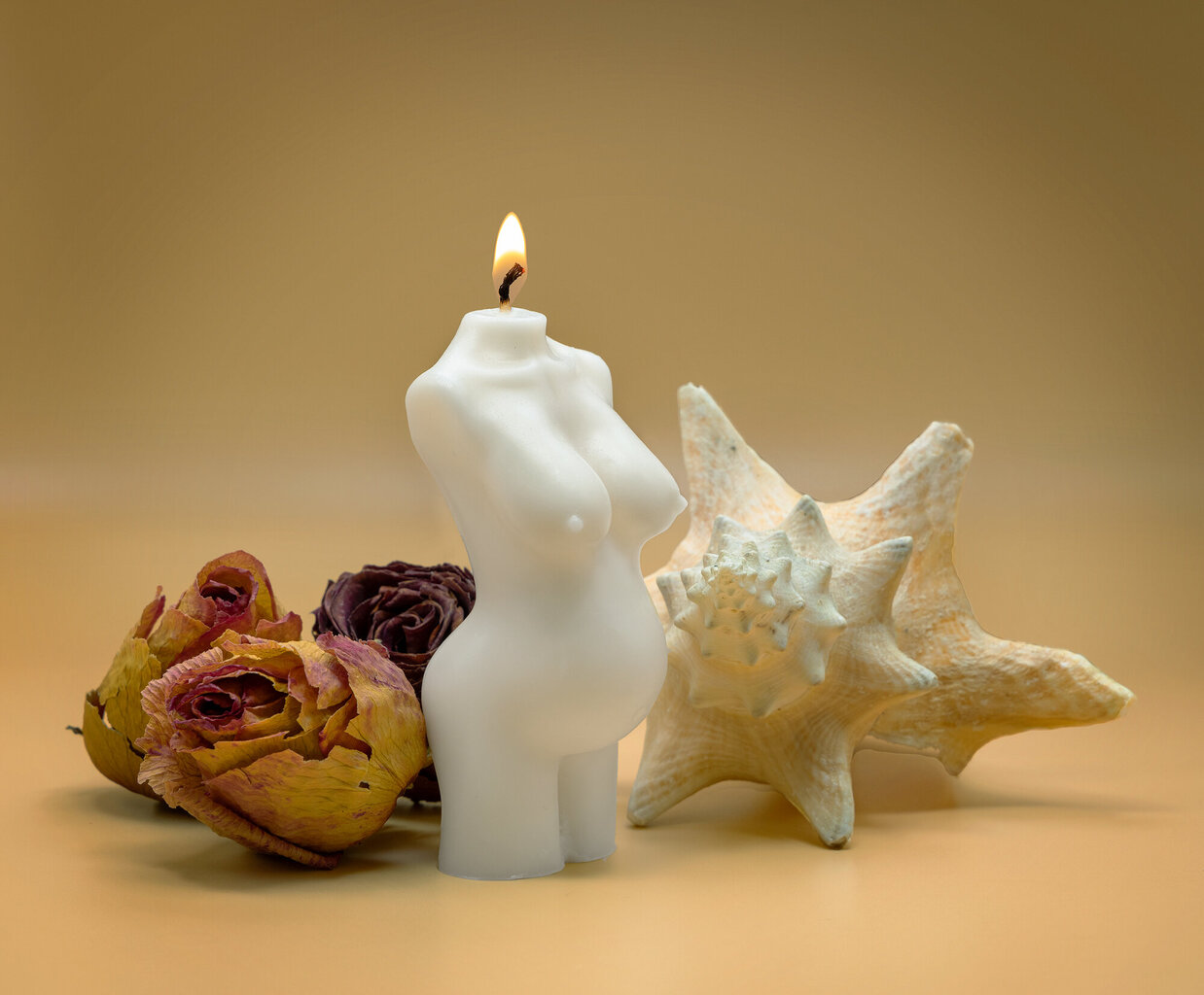 Rankų darbo žvakė dovanų dėžutėje kaina ir informacija | Žvakės, Žvakidės | pigu.lt