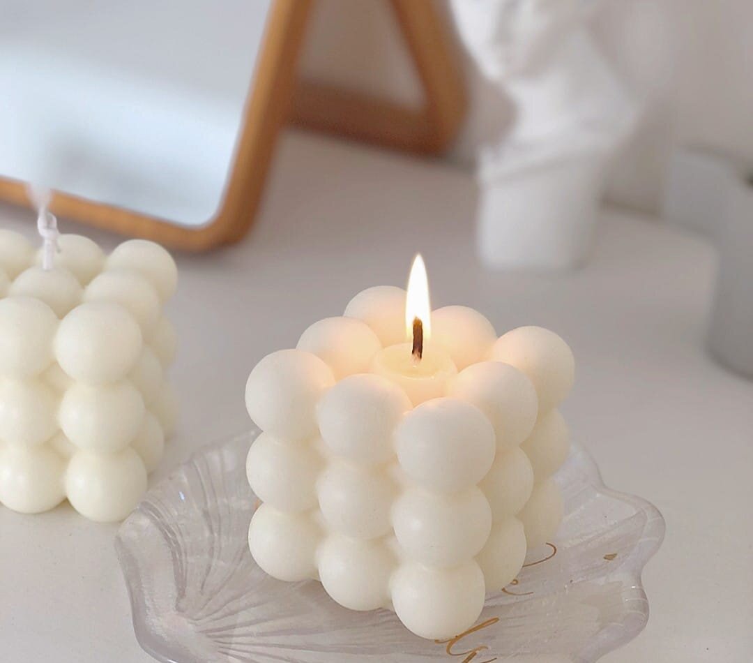 Rankų darbo žvakės, 2 vnt цена и информация | Žvakės, Žvakidės | pigu.lt