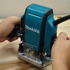 Фреза Makita RP0900K цена и информация | Фрезы | pigu.lt