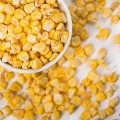 Сублимированная кукуруза 100 г цена и информация | Орехи, сухофрукты, семечки | pigu.lt