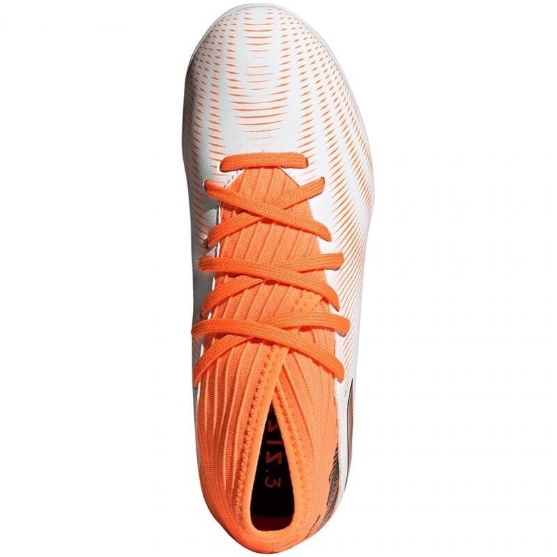 Futbolo batai Adidas, balti цена и информация | Futbolo bateliai | pigu.lt