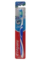 Зубная щетка Colgate Triple Action цена и информация | Зубные щетки, пасты | pigu.lt