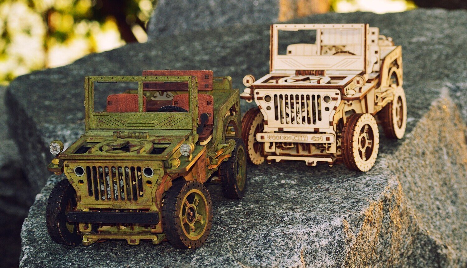 Medinis 3D wooden city konstruktorius karinis džipas 4x4, 571 detalė. kaina ir informacija | Konstruktoriai ir kaladėlės | pigu.lt