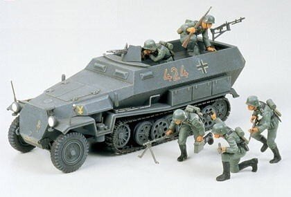 Konstruktorius Tamiya german hanomag sdkfz 251/1, 1/35, 35020 kaina ir informacija | Konstruktoriai ir kaladėlės | pigu.lt