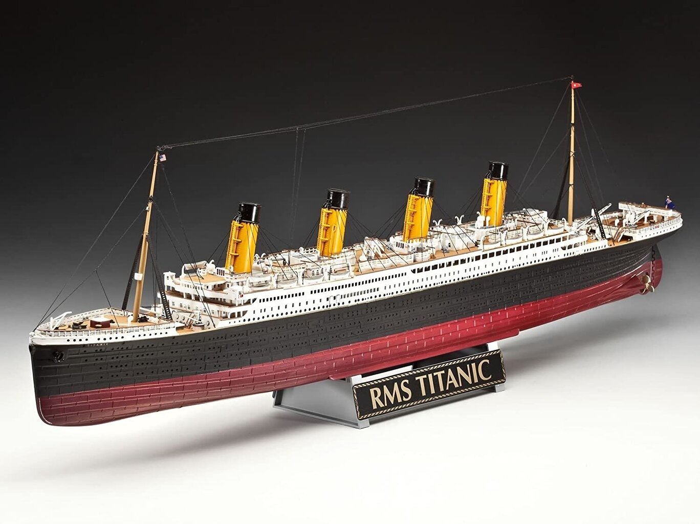 Konstruktorius Revell - 100 Years Titanic (Spec.Edition) dovanų komplektas, 1/400, 05715, 8 m.+ kaina ir informacija | Konstruktoriai ir kaladėlės | pigu.lt