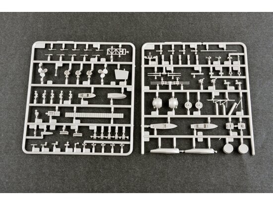 Konstruktorius Trumpeter - Aircraft Carrier DKM Peter Strasser, 1/350, 05628 kaina ir informacija | Konstruktoriai ir kaladėlės | pigu.lt