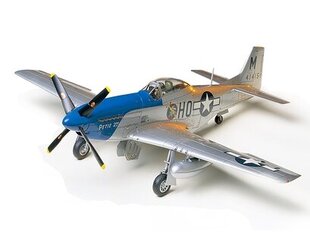 Сборная пластиковая модель Tamiya - North American P-51D Mustang 8th AF, 1/48, 61040 цена и информация | Конструкторы и кубики | pigu.lt