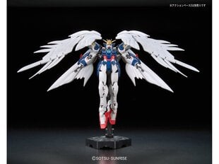 Bandai - RG XXXG-00W0 Wing Gundam Zero EW, 1/144, 61602 цена и информация | Конструкторы и кубики | pigu.lt