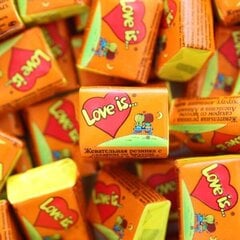 Жевательная резинка «Love is», апельсин-ананас, 4,2 г х 100 шт. цена и информация | Сладости | pigu.lt