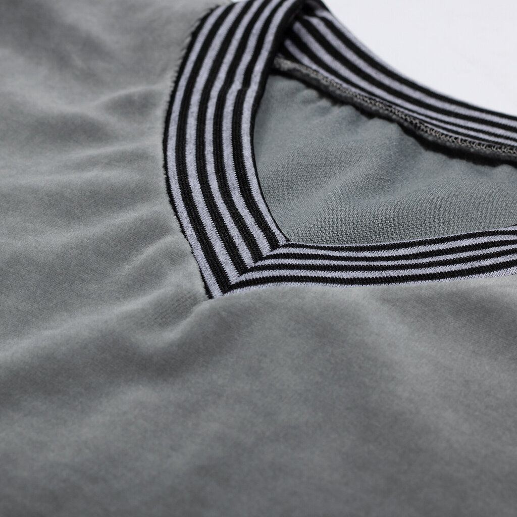 Vyriškas aksominis megztinis su V formos iškirpte SMP21017, pilkas kaina ir informacija | Džemperiai vyrams | pigu.lt