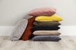 MogiHome dekoratyvinis pagalvės užvalkalas Mira, žalias, 60 x 60 cm kaina ir informacija | Dekoratyvinės pagalvėlės ir užvalkalai | pigu.lt