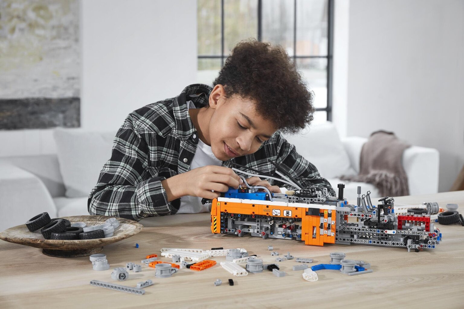 42128 LEGO® Technic Sunkiasvoris vilkikas kaina ir informacija | Konstruktoriai ir kaladėlės | pigu.lt