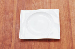 Тарелка Villeroy & Boch NewWave, 24x22 см цена и информация | Посуда, тарелки, обеденные сервизы | pigu.lt