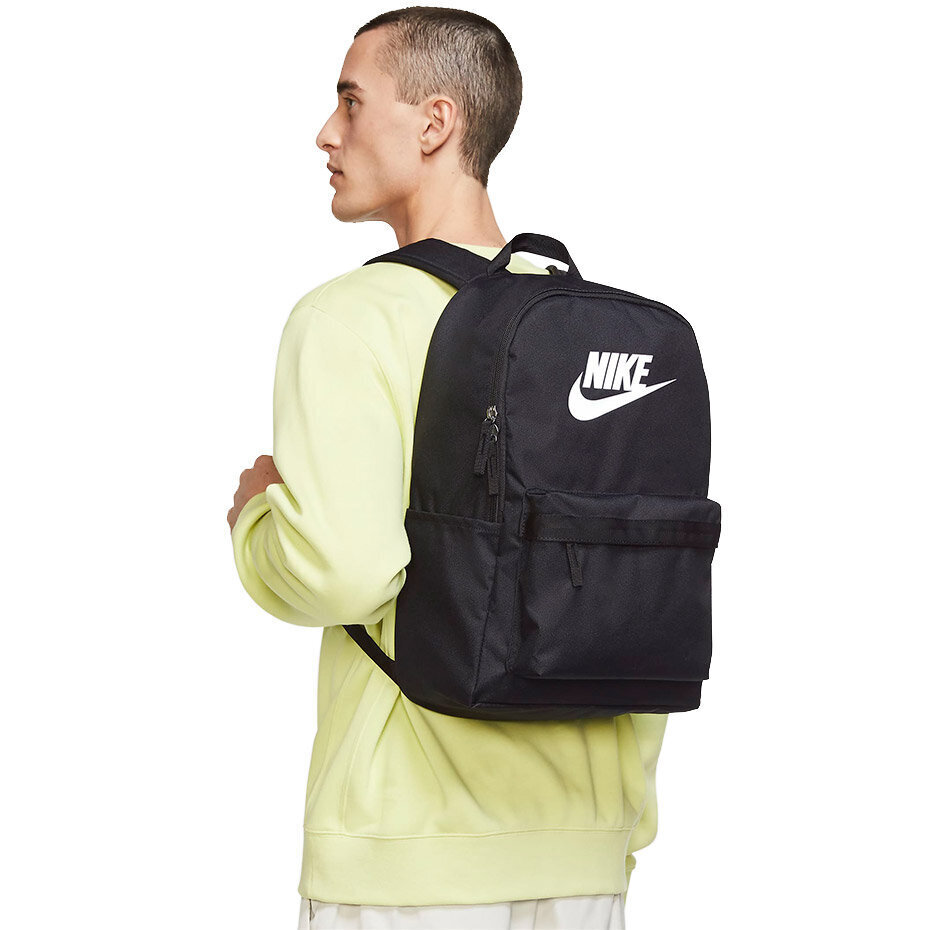 Nike kuprinė Heritage, 25 L, juoda цена и информация | Moteriškos rankinės | pigu.lt