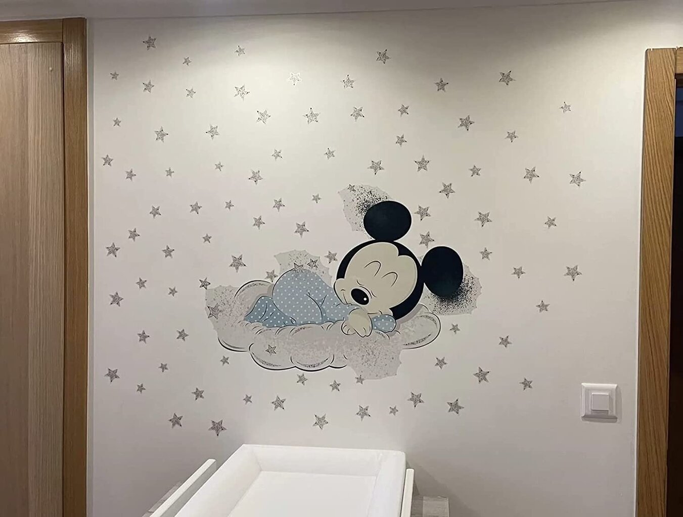 Vaikiškas sienų lipdukas Mickey Mouse miega ant mėnulio цена и информация | Interjero lipdukai | pigu.lt